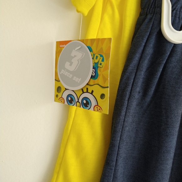 Nickelodeon Sponge bob squarepants Shirt & short set size 7 - Picture 4 of 4